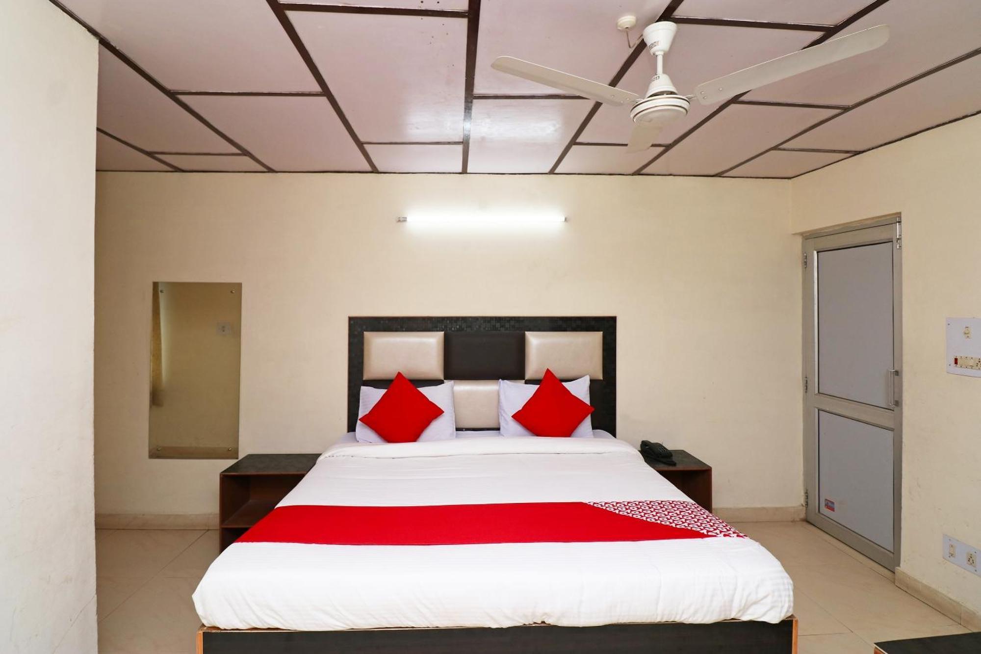 Super Hotel O Country Lodge Νταραμσάλα Εξωτερικό φωτογραφία