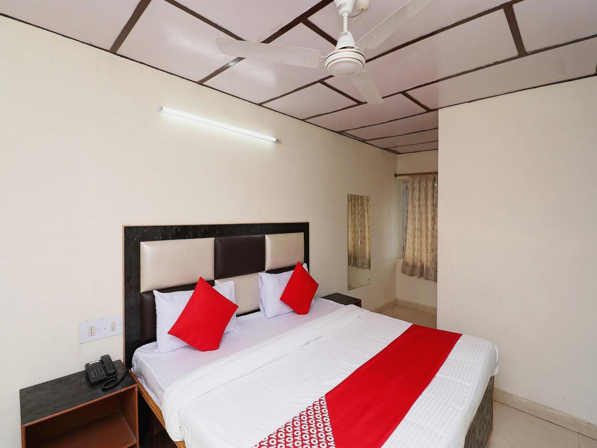 Super Hotel O Country Lodge Νταραμσάλα Εξωτερικό φωτογραφία